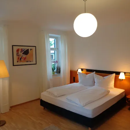 Inselkammer 3* Höhenkirchen-Siegertsbrunn